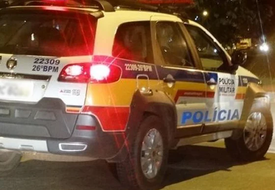 Adolescente tem bolsa roubada durante a madrugada em Pedro Leopoldo