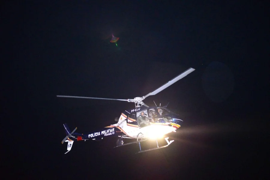 Homicídio tentado mobiliza policiais e helicóptero em Lagoa Santa; Suspeitos são presos após atuação de cães farejadores