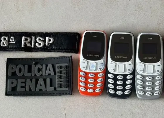 Mulher tenta entrar com quatro celulares escondido no cabelo em presídio de Minas