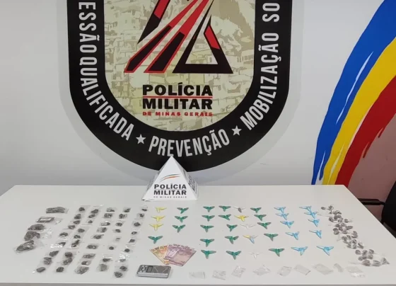 Polícia apreende mais de 100 pinos de cocaína e 90 buchas de maconha durante operação
