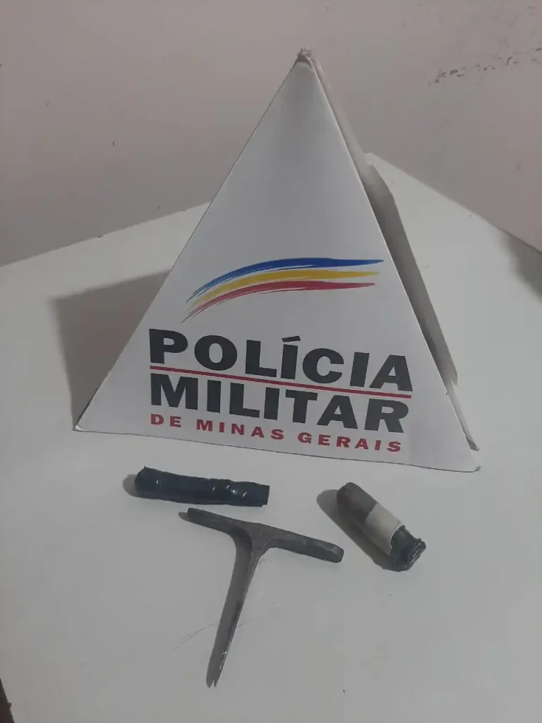 Policiais cumprem mandado de prisão e apreendem arma branca em Matozinhos