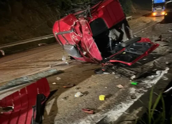 Durante a madrugada dois acidentes na BR-381 deixa ao menos 20 feridos na Grande BH
