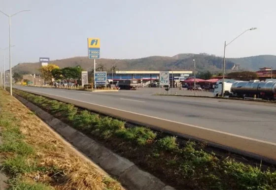Indivíduo é preso por porte ilegal de arma de fogo na BR-040 em Sete Lagoas