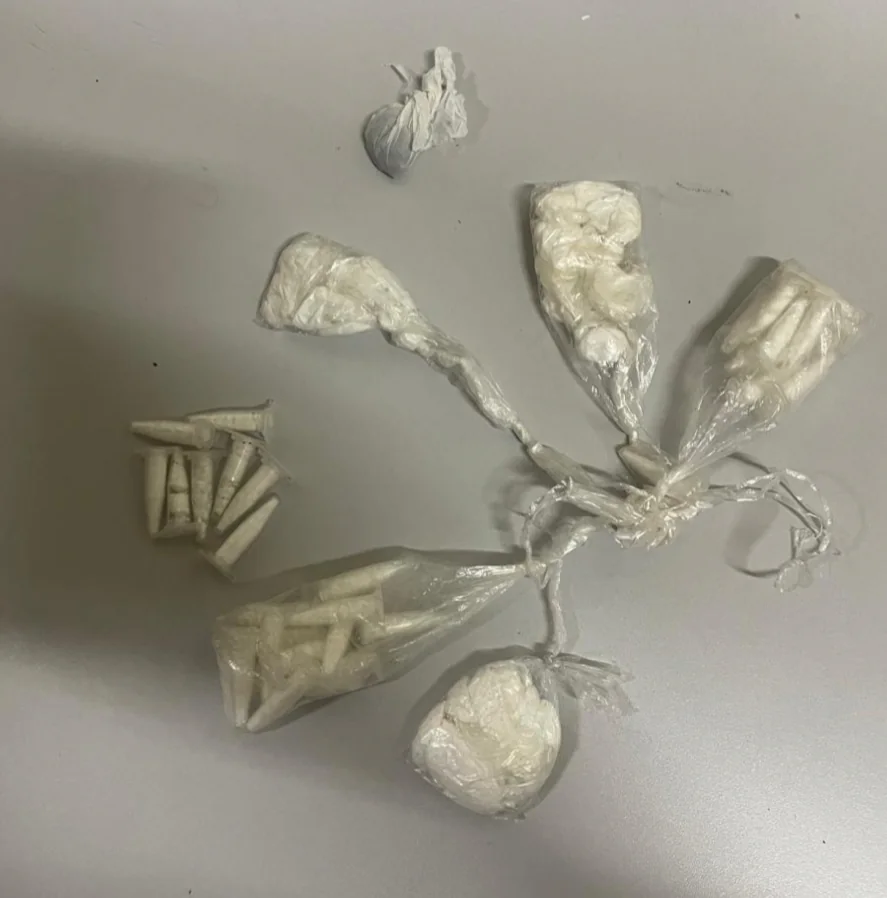 Operação policial resulta em apreensão de drogas no bairro Granja Alvorada, em Matozinhos