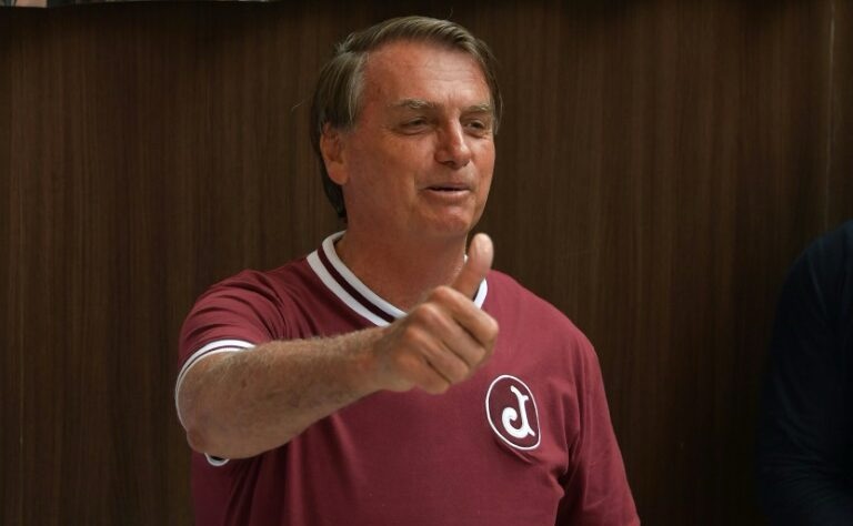VÍDEO: Congresso mantém veto de Bolsonaro e rejeita criminalizar fake news