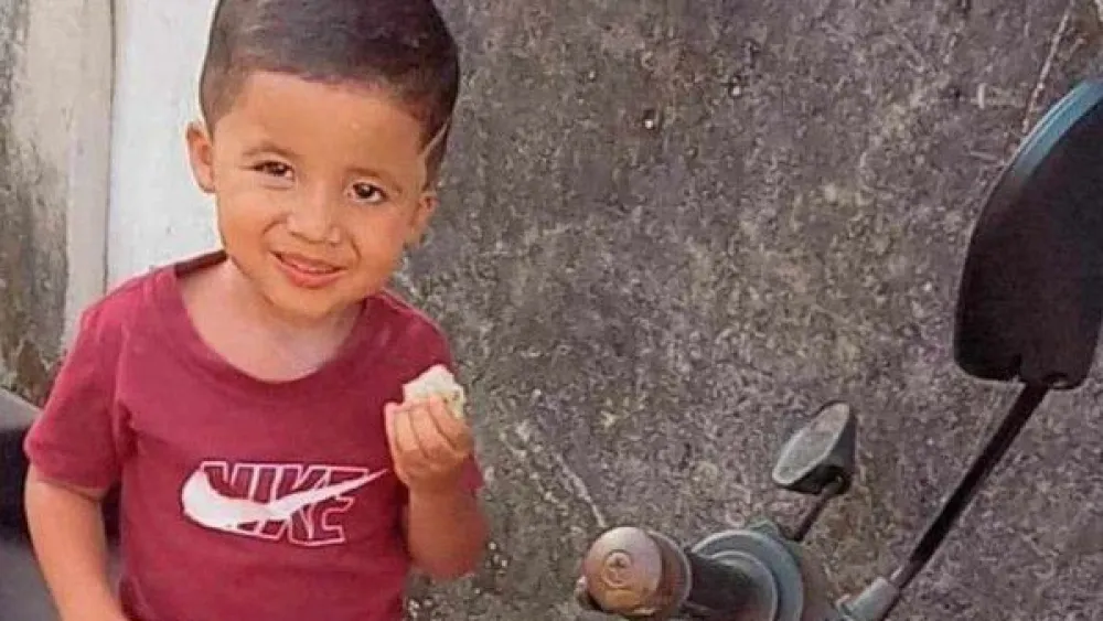 Polícia investiga morte de criança de 4 anos encontrada em piscina