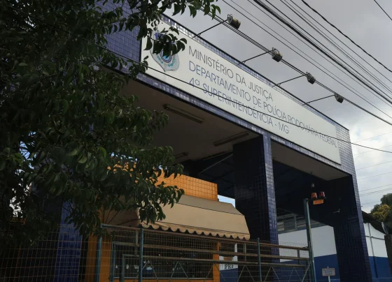 Policial processa vítimas por ‘dano ao casamento’ após ser inocentado de assédio