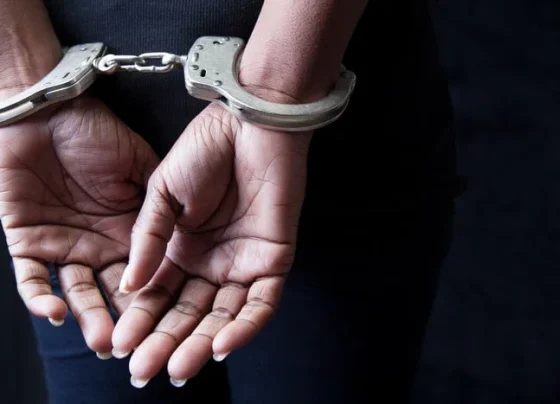 Polícia cumpre mandado de busca e apreensão em sítio na zona rural de Pedro Leopoldo