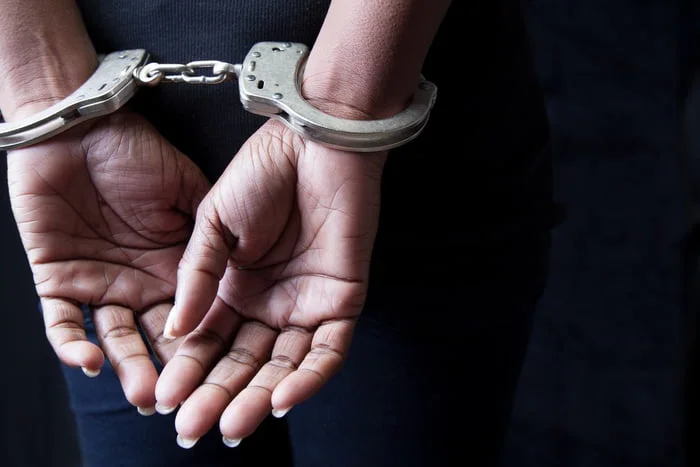 Polícia cumpre mandado de busca e apreensão em sítio na zona rural de Pedro Leopoldo