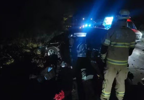 Quatro pessoas da mesma família morrem em grave acidente em MG. — Foto: Corpo de Bombeiros/Divulgação