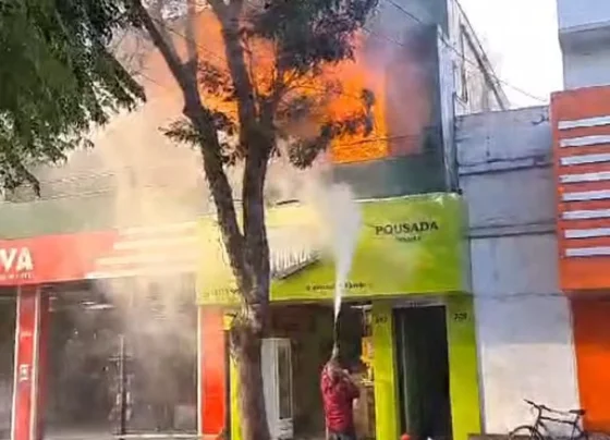 Mais de 7 mil litros de água foram usados no combate do incêndio que deixou uma vítima fatal em Pedro Leopoldo