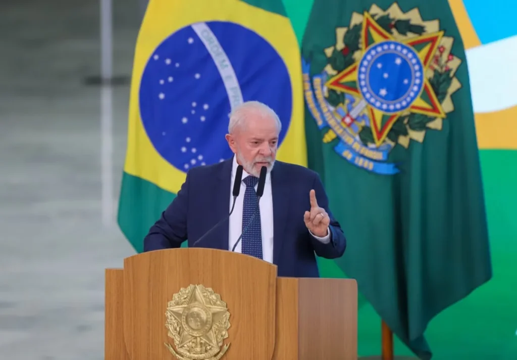 Lula cobra redução no preço dos alimentos em reunião ministerial