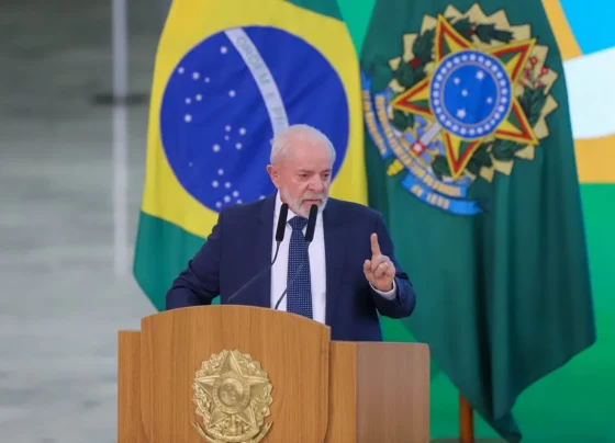 Lula cobra redução no preço dos alimentos em reunião ministerial