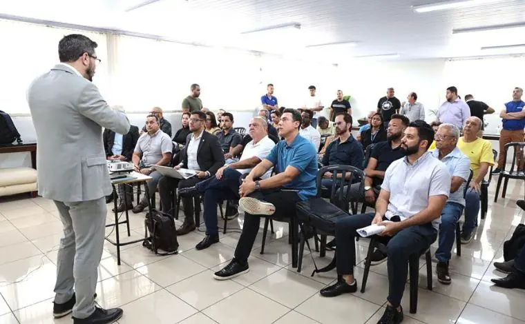 Prefeito Douglas Melo apresenta desafios e estratégias para crescimento econômico de Sete Lagoas