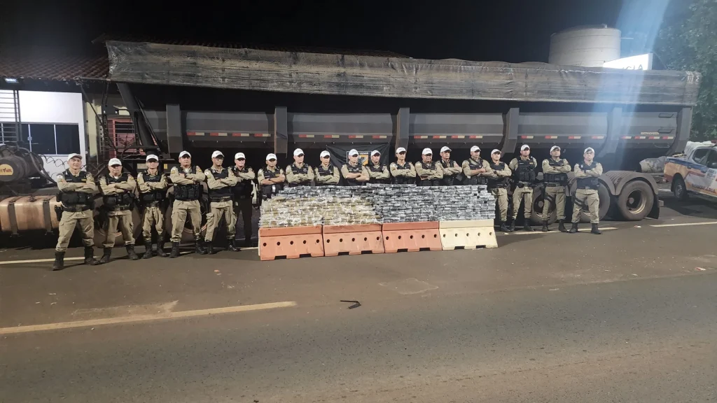 Operação Pré-Carnaval Seguro: Polícia apreende 450 kg de cocaína em ação de combate ao tráfico em Minas Gerais