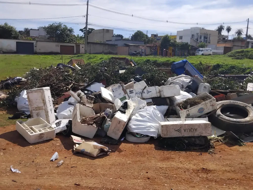 Mutirão “Limpa Tudo” avança em Sete Lagoas e já recolheu mais de 22 toneladas de lixo