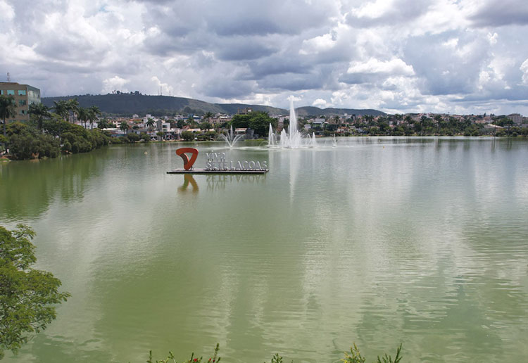Por que a água da lagoa paulino, em Sete Lagoas, está verde?