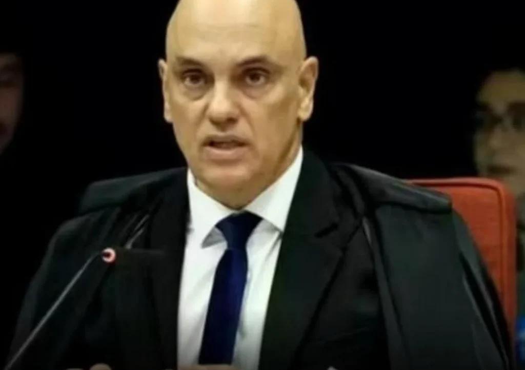 STF arquiva investigação contra Bolsonaro por suposta fraude em cartão de vacinação