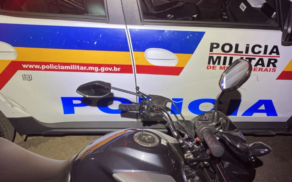 Condutor foge da polícia e colide com viatura durante perseguição em Prudente de Morais