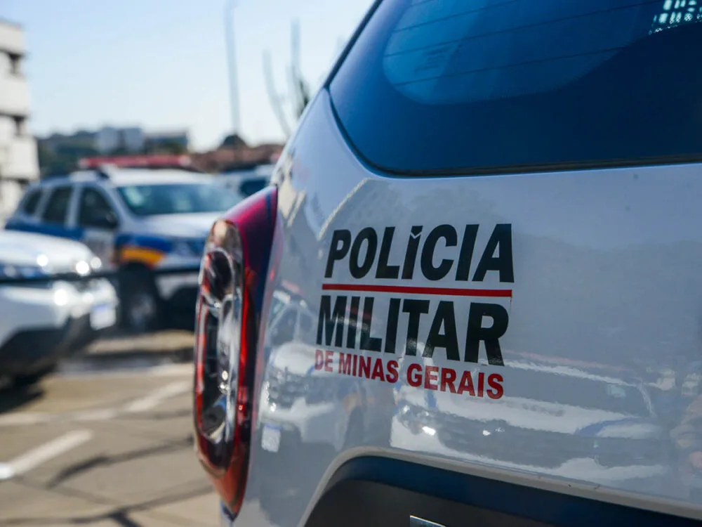Homem é agredido e abandonado em porta de casa após ser levado à força por desconhecidos em Sete Lagoas