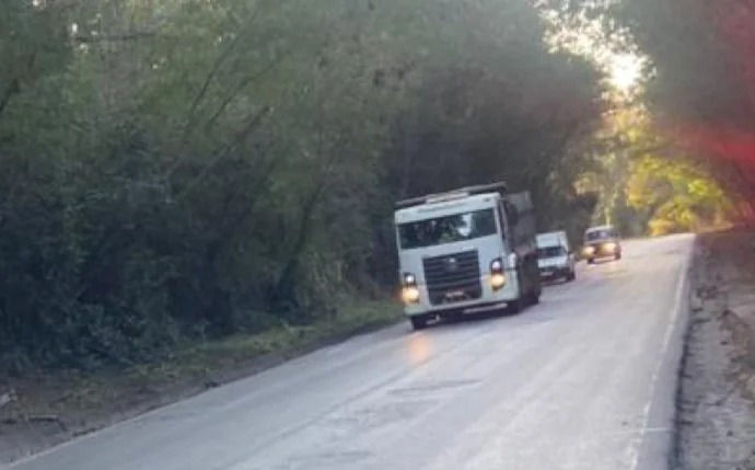 Acidente deixa motociclista ferido em trecho com obras na MG-424