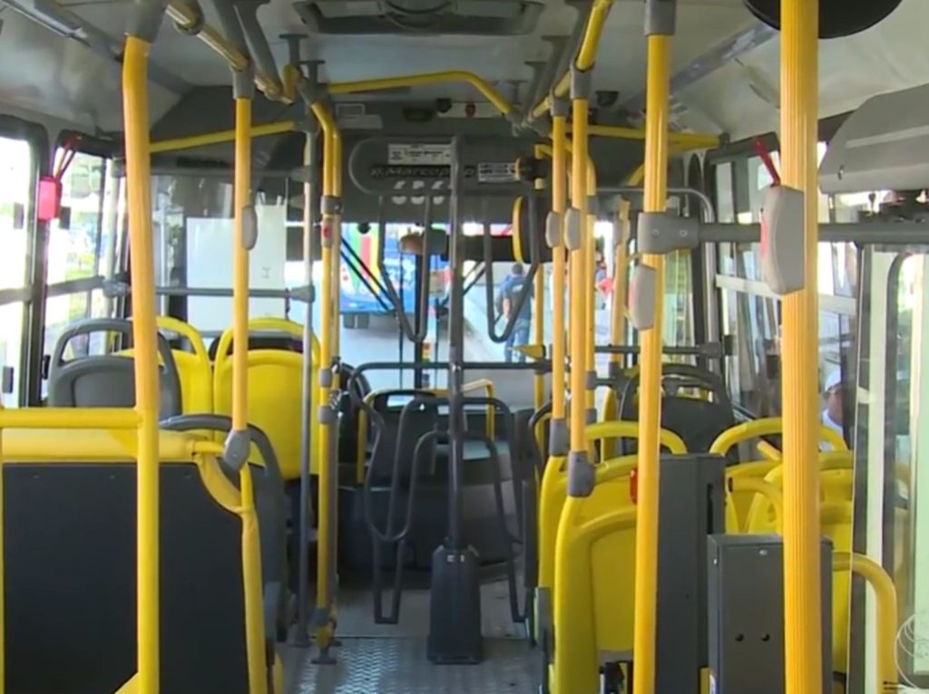 Câmara de Pedro Leopoldo aprova pedido de fiscalização da manutenção dos ônibus da UNIR