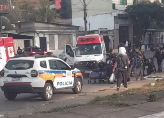 Ciclista e motociclista ficam feridos após colisão em São José da Lapa