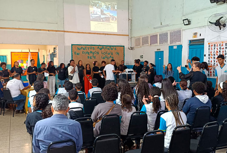 Alunos apresentaram projetos durante Mostra / Foto: EE Sinhá Andrade / divulgação