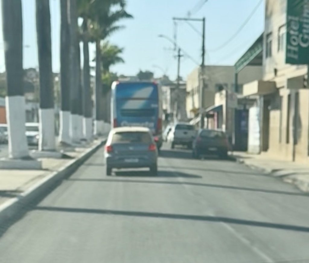 VÍDEO: Avenida Caio Martins começa a receber novo asfalto em Matozinhos