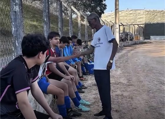 VÍDEO: Escola de Futebol do CEPPEL comemora 40 anos de história em Pedro Leopoldo
