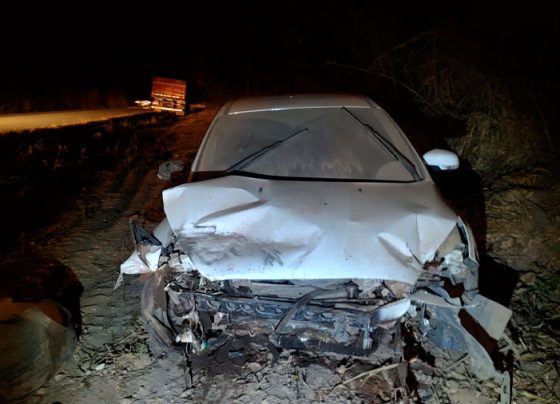 Dois passageiros estavam no veículo / Foto: Polícia Militar Rodoviária (PMRv) / reprodução