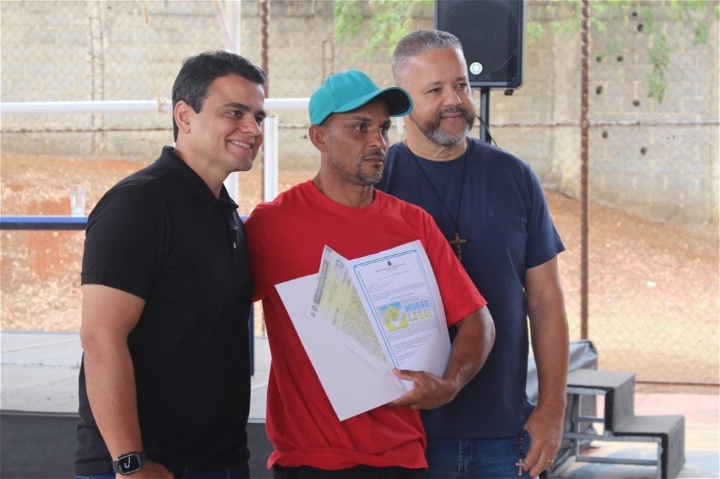 Moradores de Pedro Leopoldo comemoram regularização fundiária como ‘sonho antigo’