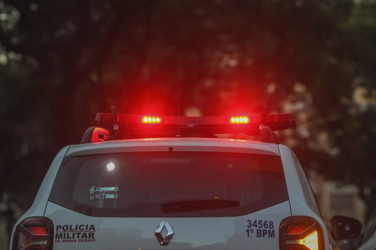 Perseguição policial em Matozinhos termina com apreensão de adolescente em motocicleta irregular