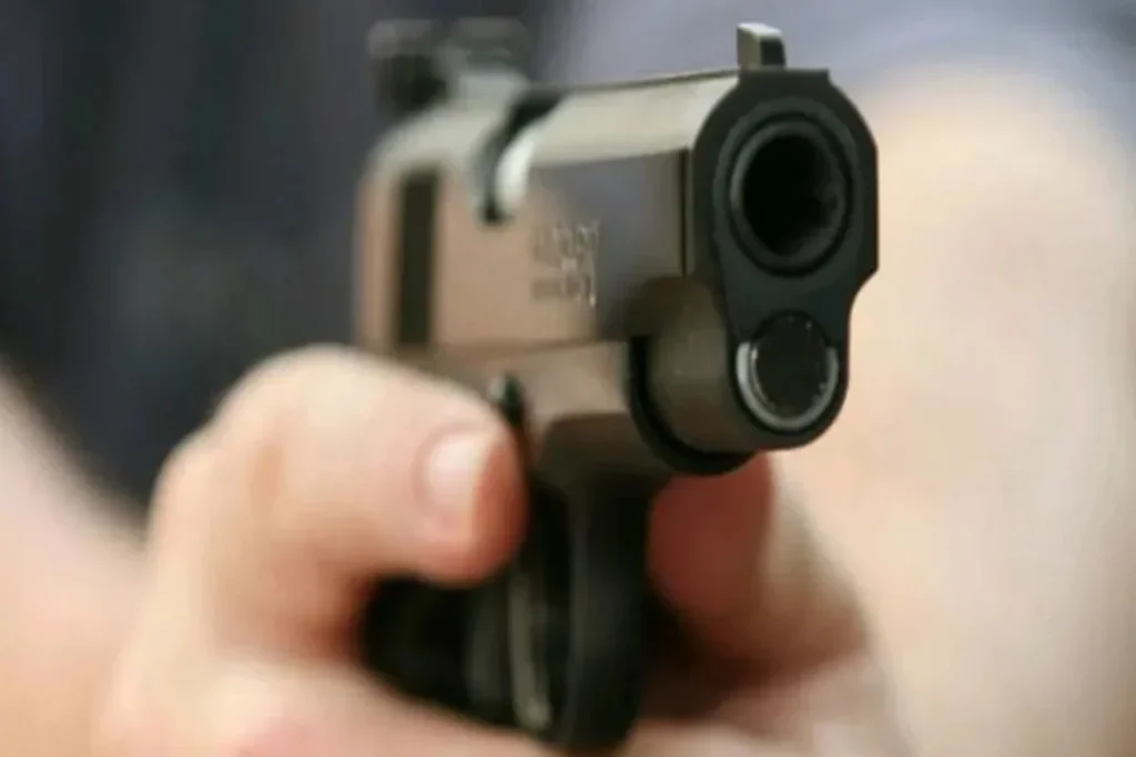 Tentativa de assalto termina com rapaz baleado em Pedro Leopoldo