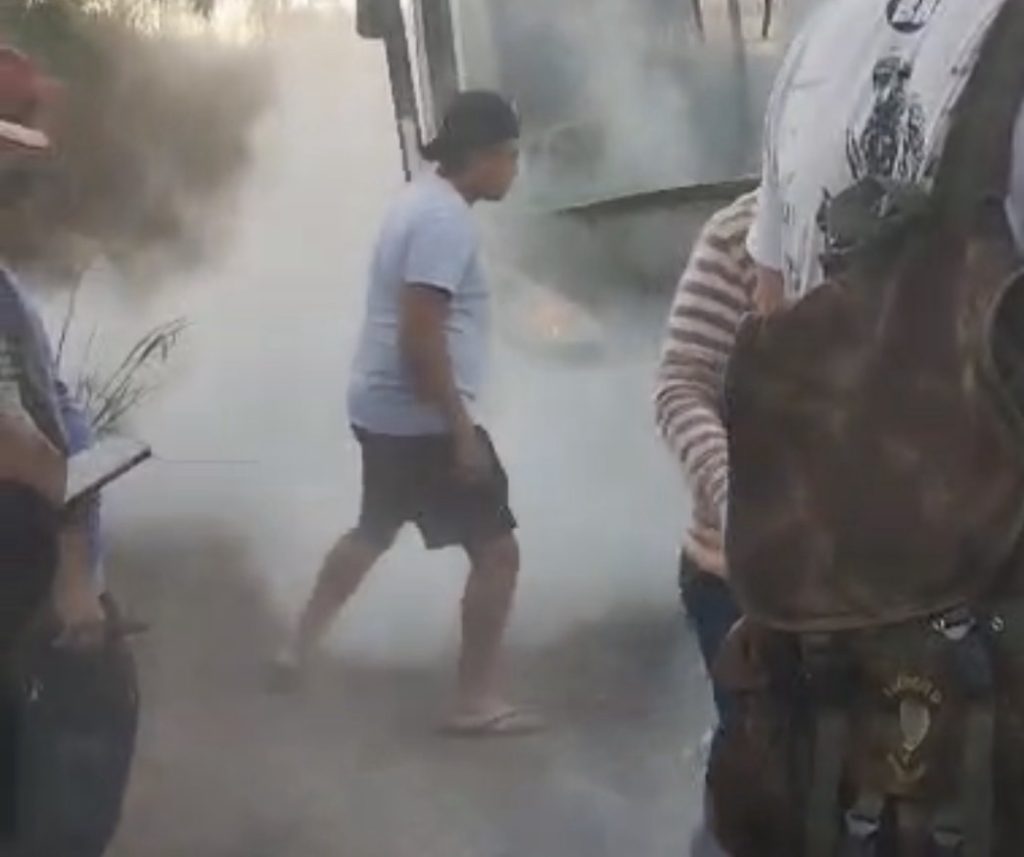 VÍDEO: Ônibus pega fogo na MG-424 em Prudente de Morais, mas passageiros saem ilesos