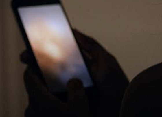 Vídeo íntimo de mulher é exposto em rede social e causa revolta em Sete Lagoas