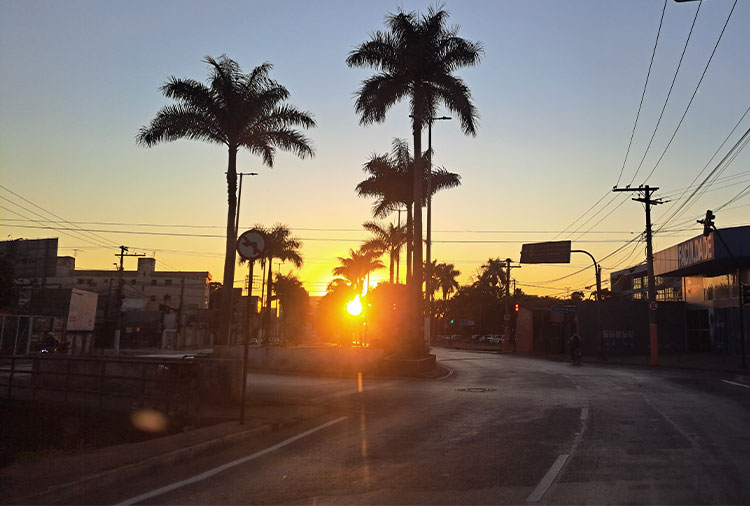 Avenida Doutor Renato Azeredo, Sete lagoas/MG. Foto: Vinícius Oliveira.