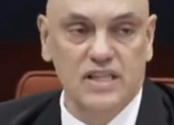 Moraes envia à PGR pedido de prisão preventiva e bloqueio de verbas contra Eduardo Bolsonaro