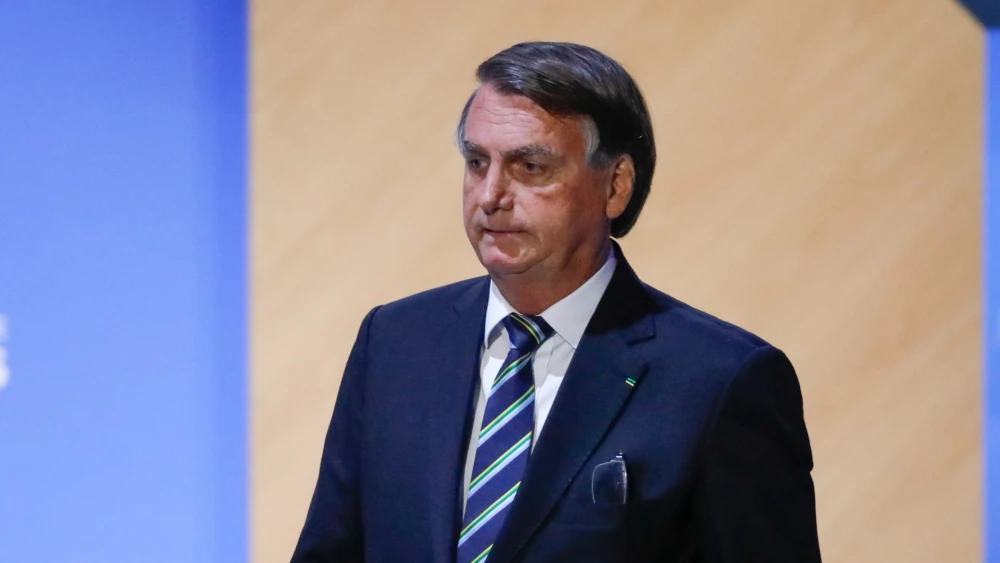 Moraes libera Bolsonaro para realizar festa de 15 anos da filha durante prisão domiciliar