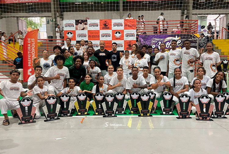 Equipe medalhista de Sete Lagoas / Foto: Graduada Coruja / cedidas ao SeteLagoas.com.br