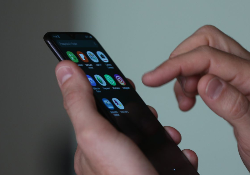 Celular furtado é localizado em casa e apreendido em Pedro Leopoldo; moradora é conduzida por suspeita de receptação