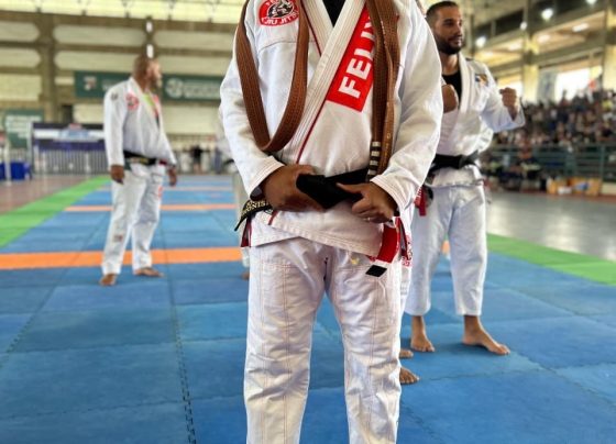 Educador físico e líder comunitário de Matozinhos, Josué Dionísio recebe a faixa preta após 10 anos de dedicação ao Jiu-Jitsu