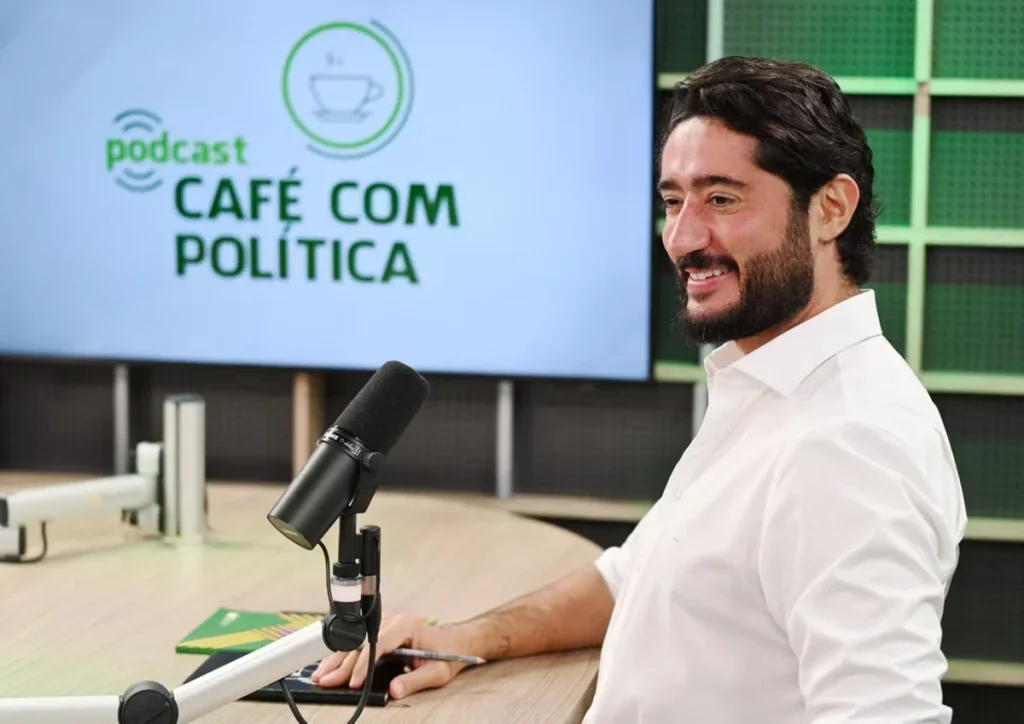 Gabriel Azevedo confirma candidatura ao governo de Minas em 2026