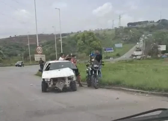 VÍDEO: Acidente é registrado na Mg-424, em Pedro Leopoldo
