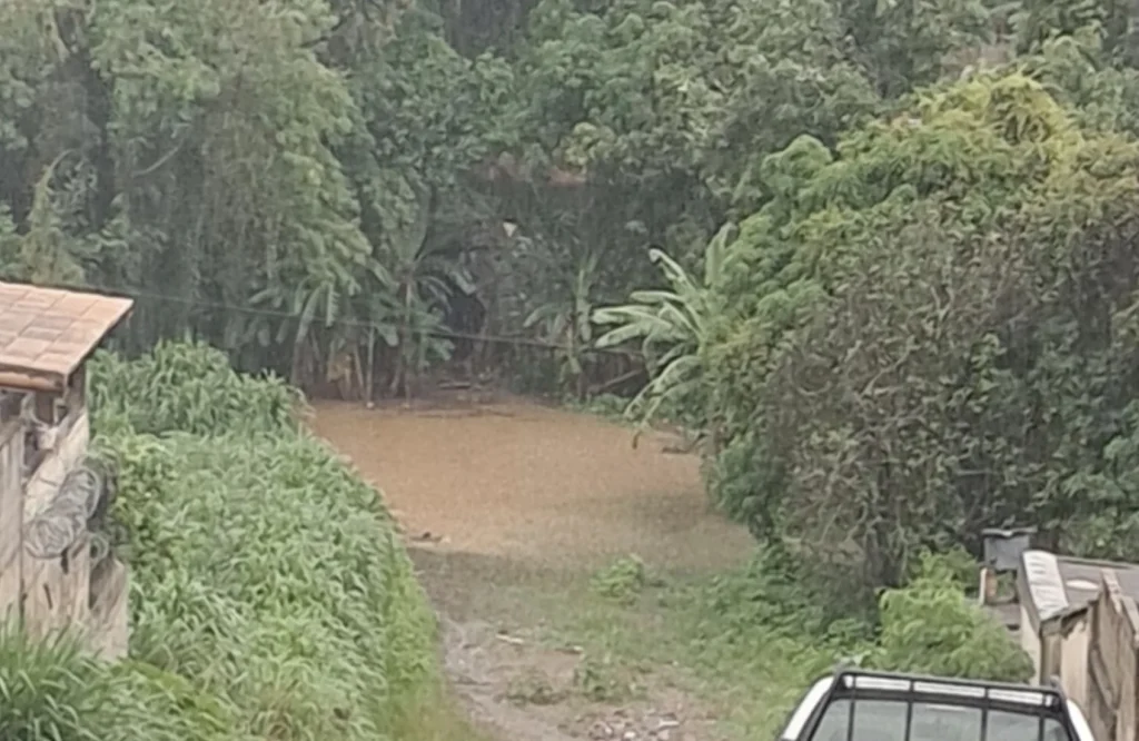 Defesa Civil monitora dolina e mantém áreas em estado de atenção em Matozinhos