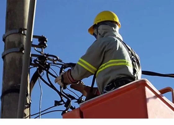 Energia começa a ser restabelecida em Pedro Leopoldo; reparos chegam a 80%