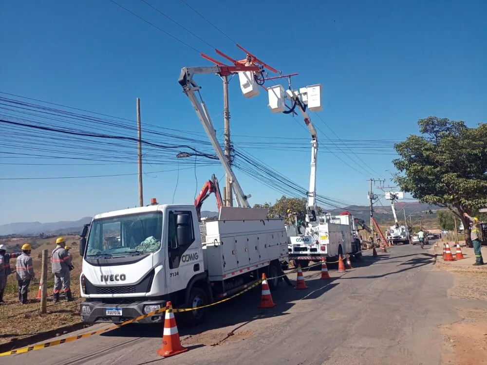 Furto de fiação elétrica deixa depósito de gelo sem energia em Matozinhos