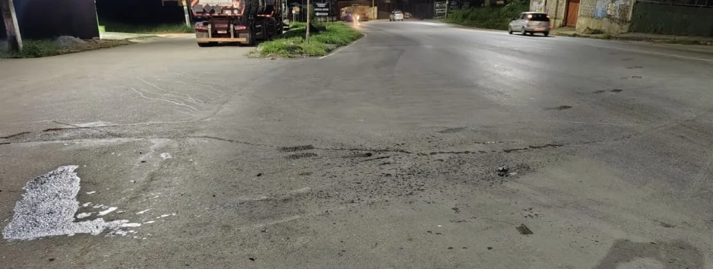 Motociclista fica ferido após colisão com carro na MG-424, em Matozinhos