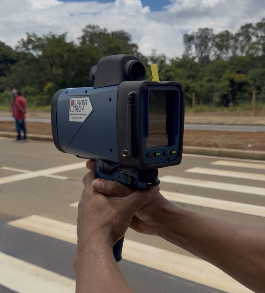VÍDEO: Via Norte terá dois radares móveis inicialmente, informa Prefeitura