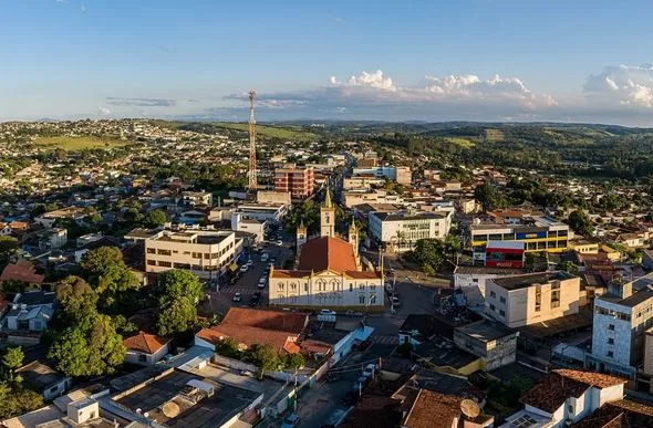 Hoje: Prefeito apresenta nova fase do Decola Matozinhos e balanço da gestão em sessão na Câmara